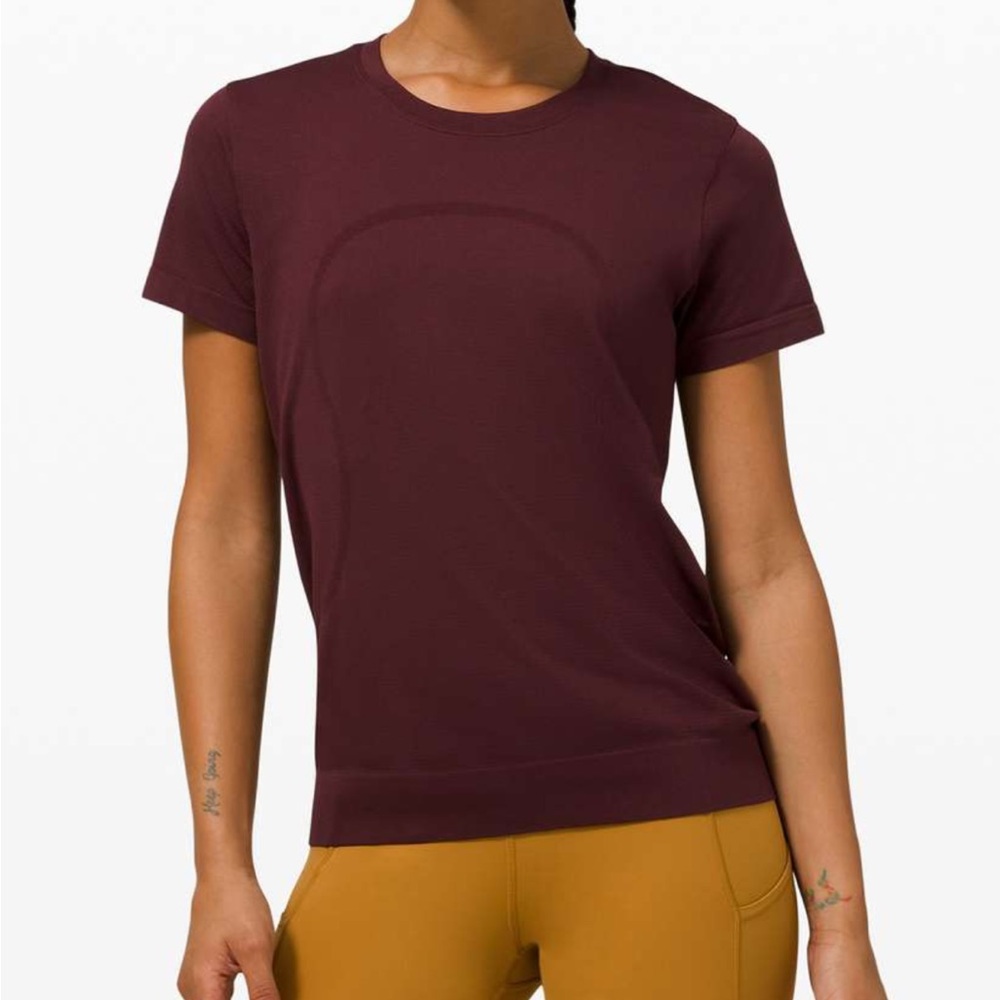 Lululemon Swiftly Breathe S/S